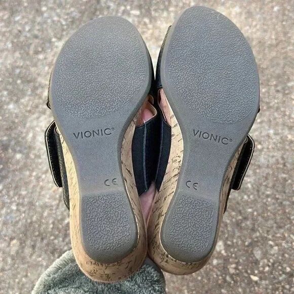 Vionic Leticia Black Leather Lizard Criss Cross Sandal Arch Wedge Women’s Sz 6 - Picture 6 of 8